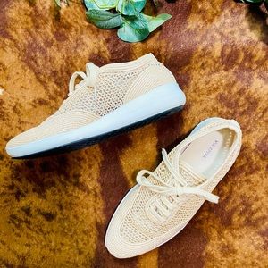 Via Spiga Creme Beige Opague Lace See Through Straw Fashion Sneakers